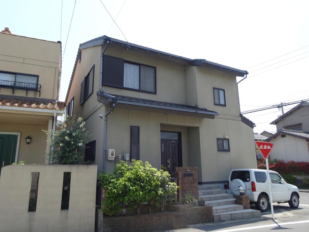 Local appearance photo