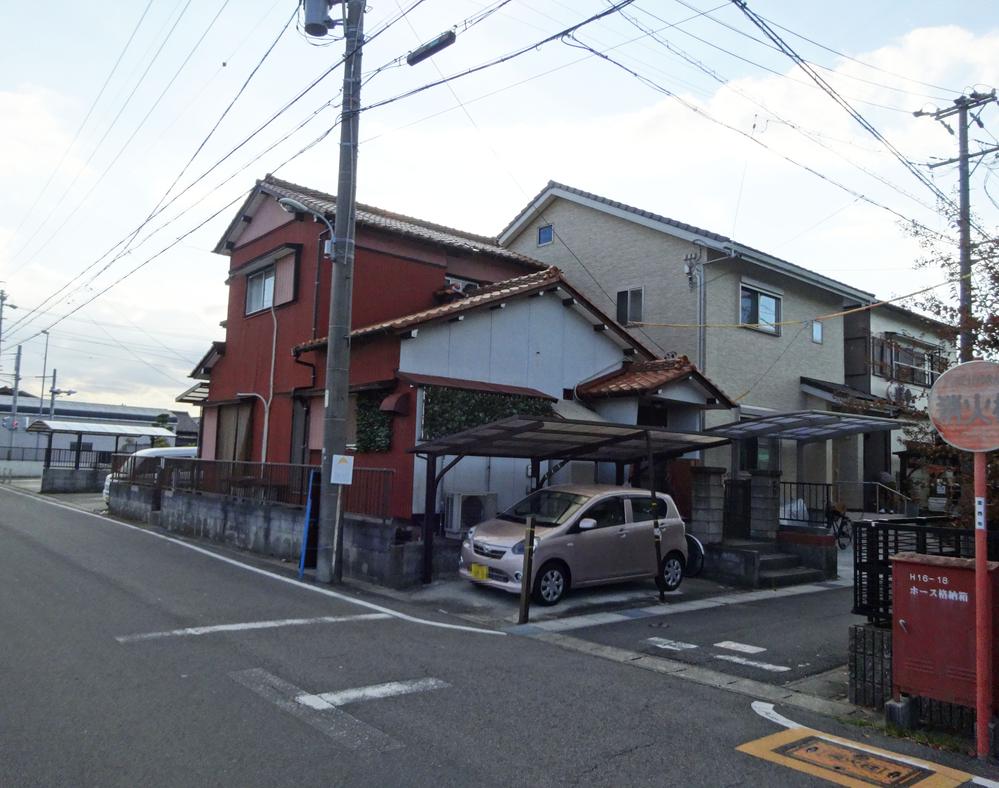 Local appearance photo