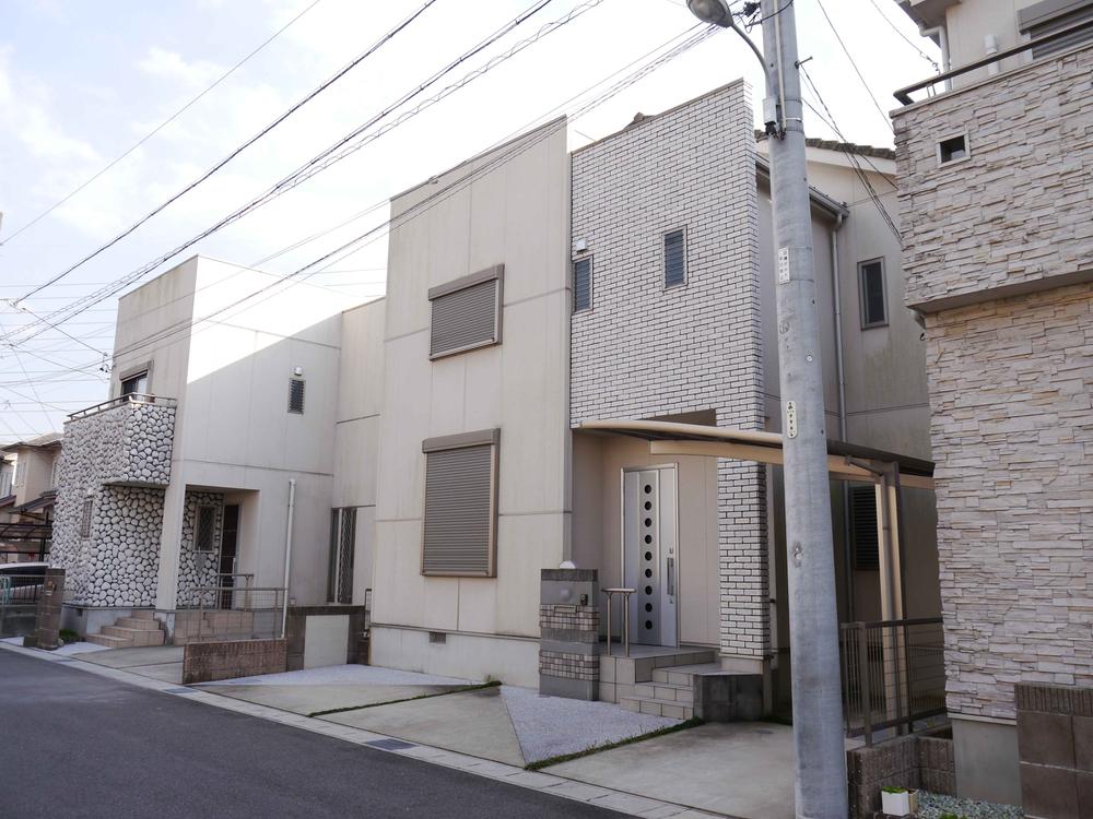 Local appearance photo