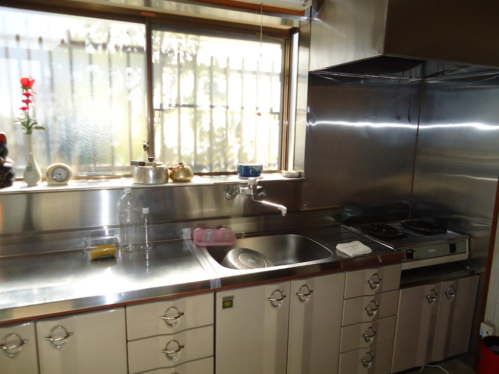 Kitchen. Indoor (September 2013) Shooting