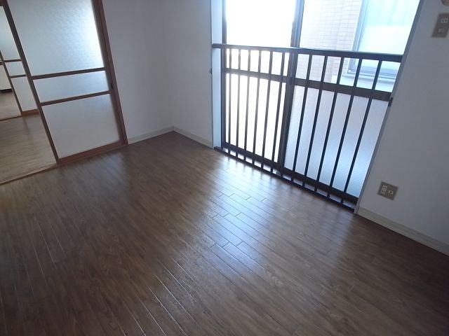 Living and room
