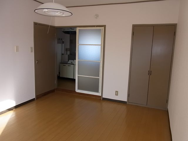 Living and room