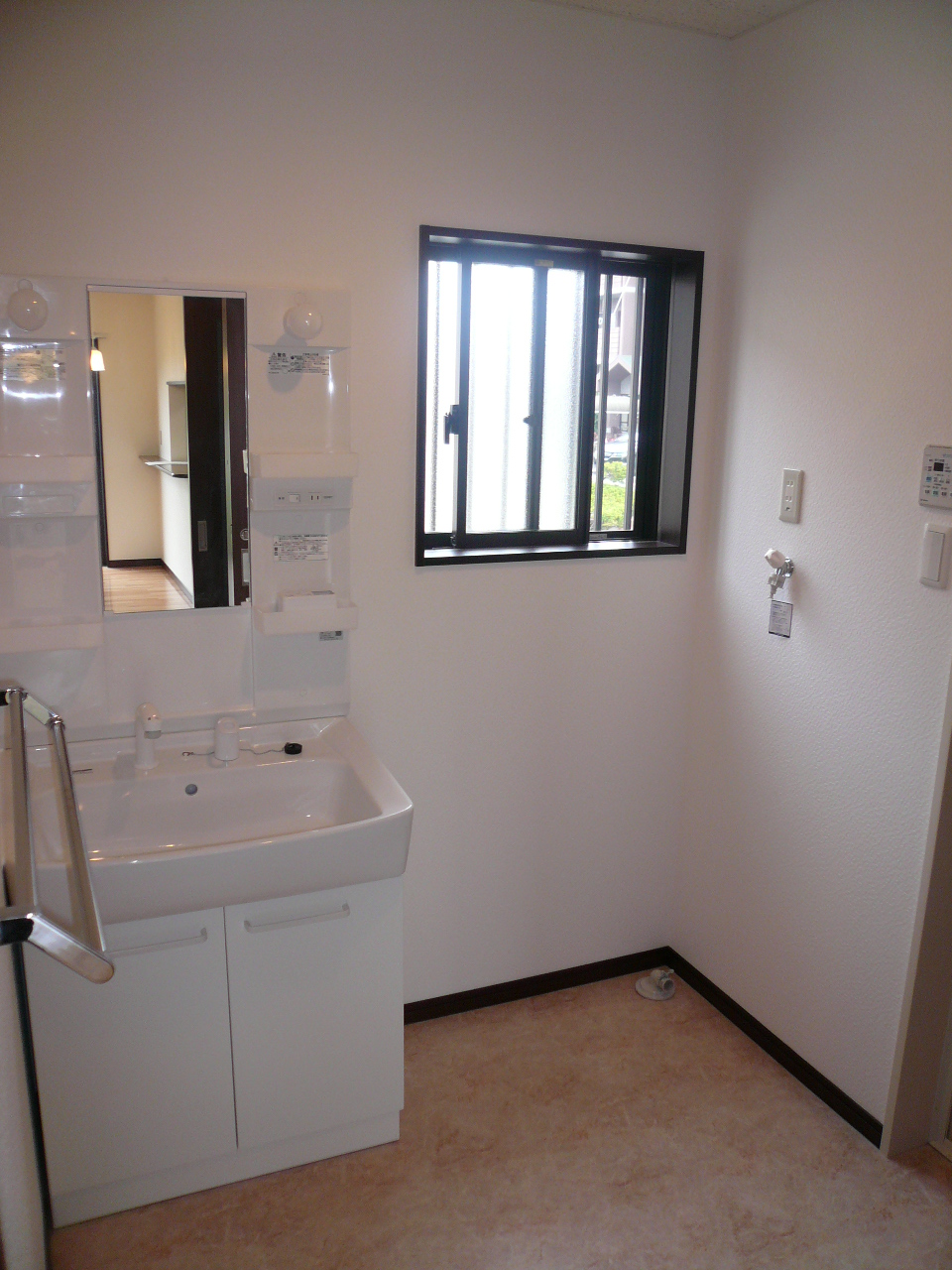 Washroom. Reference photograph