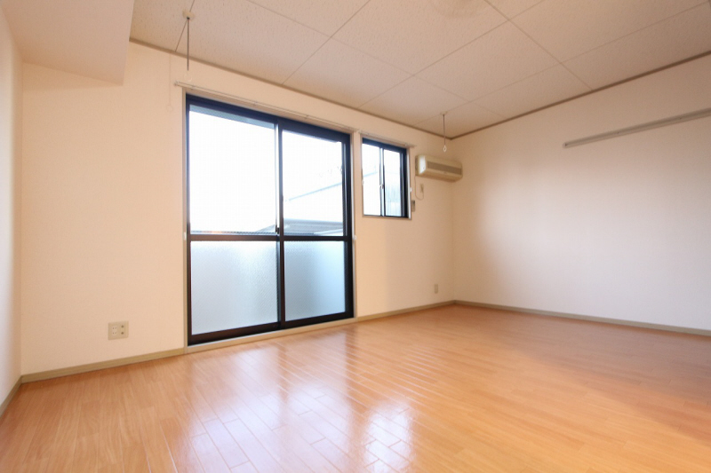 Other room space.  ※ It is a photograph of Room 101. 