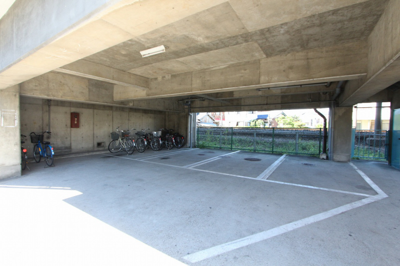 Parking lot