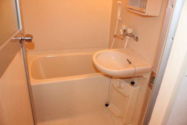 Bath. Bathroom