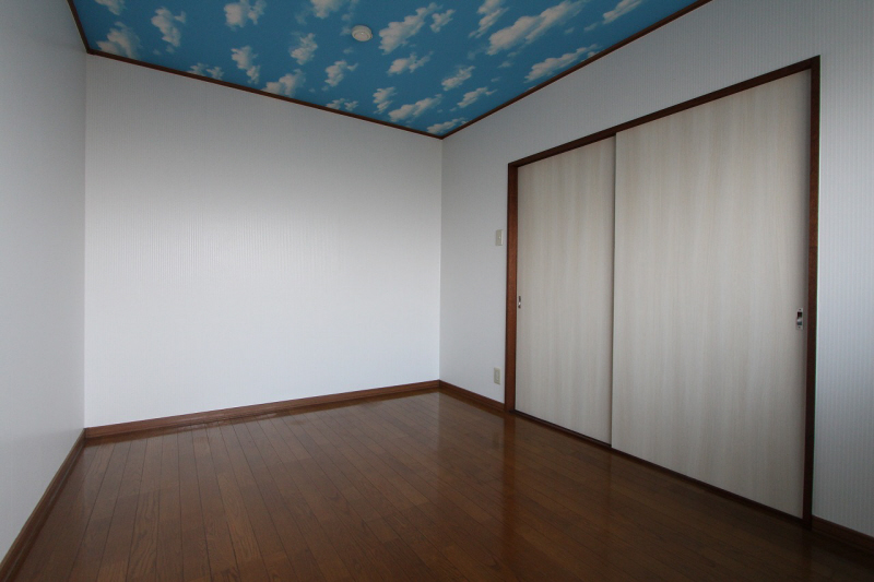 Living and room. ※ 303, Room interior photograph reference