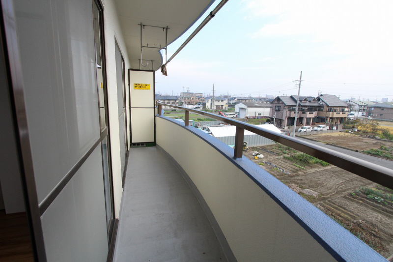 Balcony. ※ 303, Room interior photograph reference
