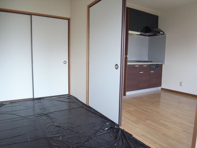 Living and room. Easy-to-use Mato
