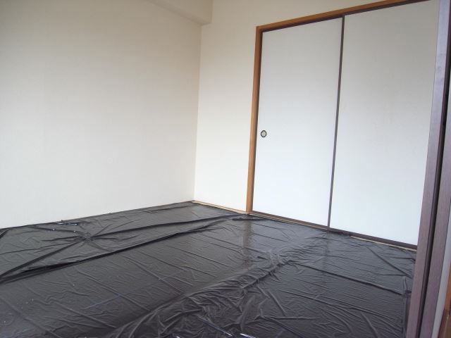 Living and room. Storage is also plenty of