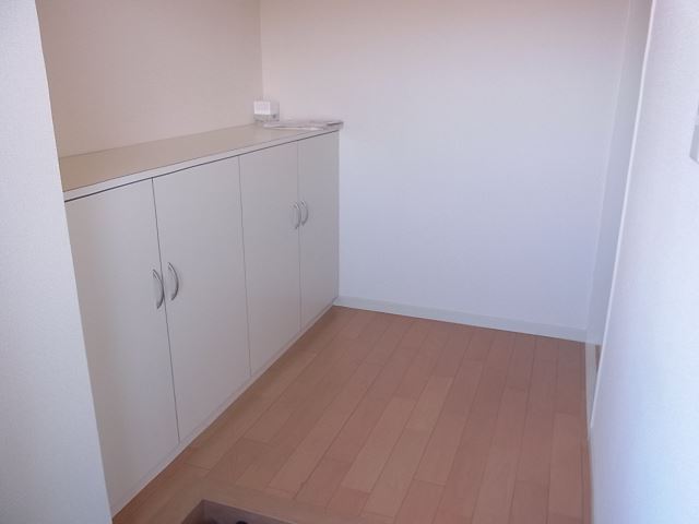 Other room space