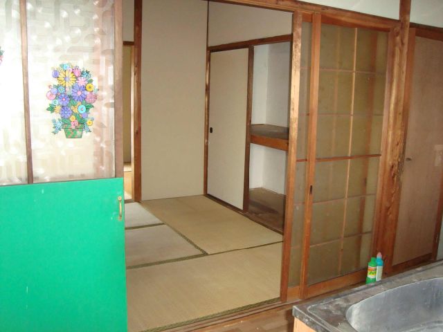 Living and room. It is spacious space. 