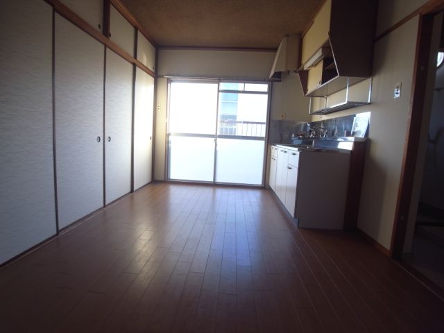 Living and room