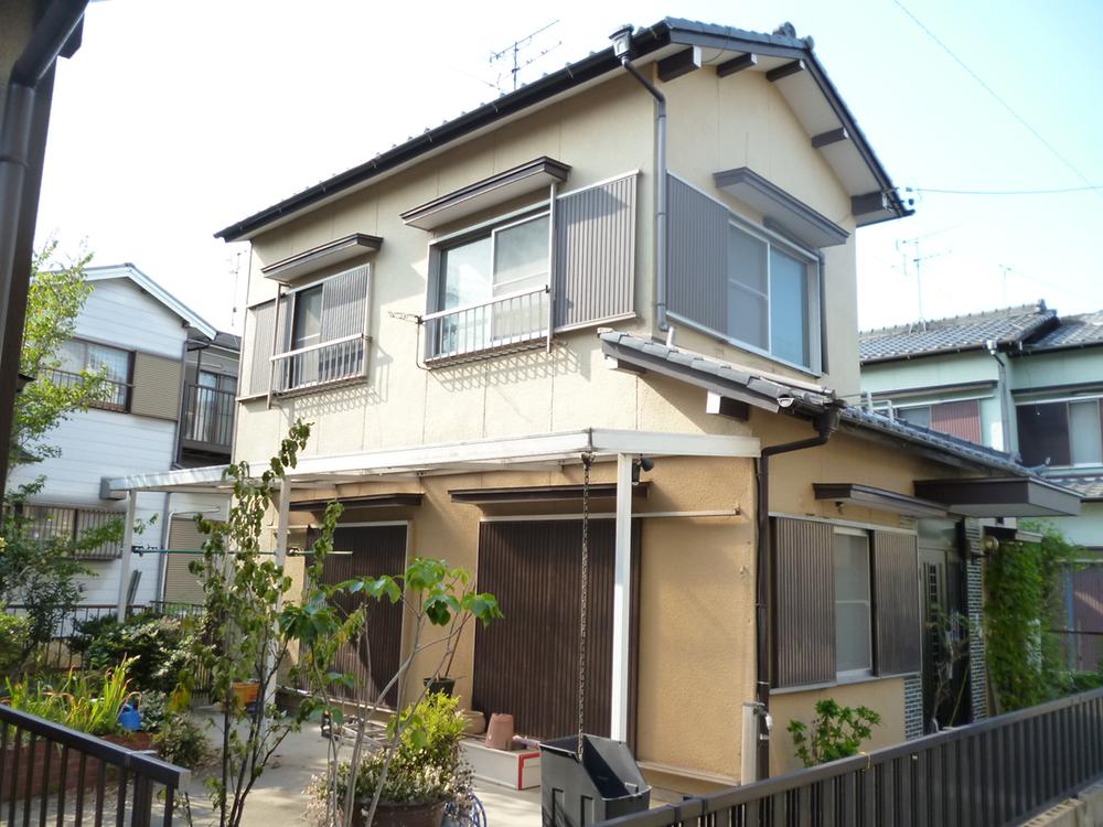 Local appearance photo. Local shooting