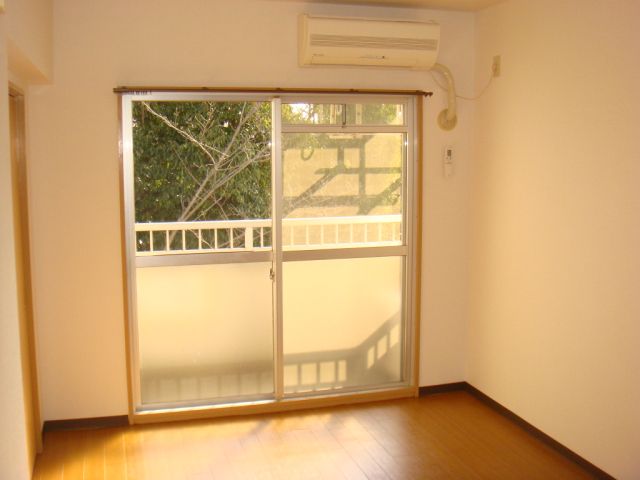Living and room. Living room with air conditioning