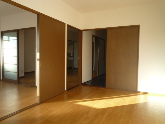 Living and room