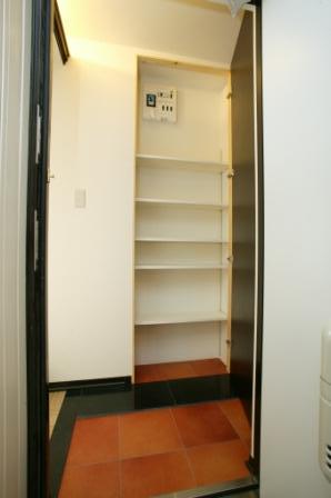 Receipt. Entrance storage is also capacity generous ☆ 〃