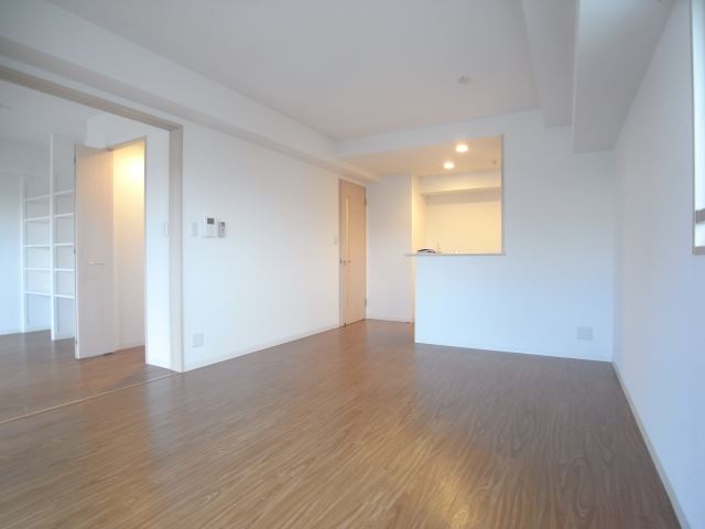 Living and room