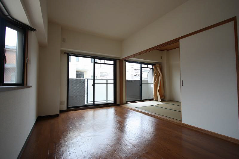 Living and room
