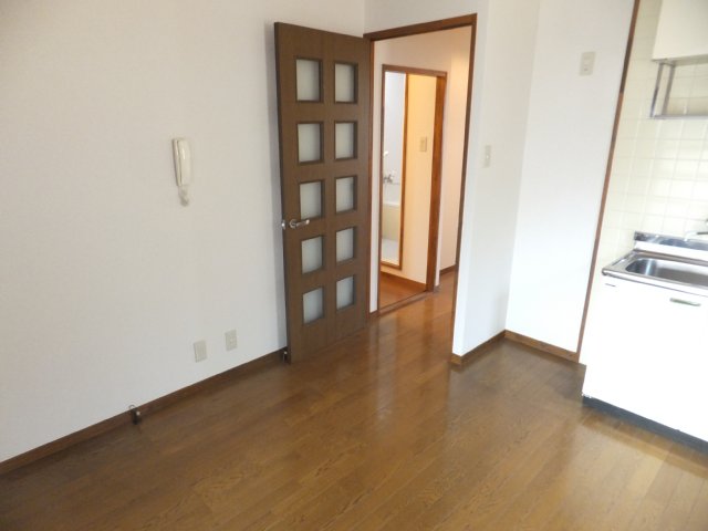 Living and room