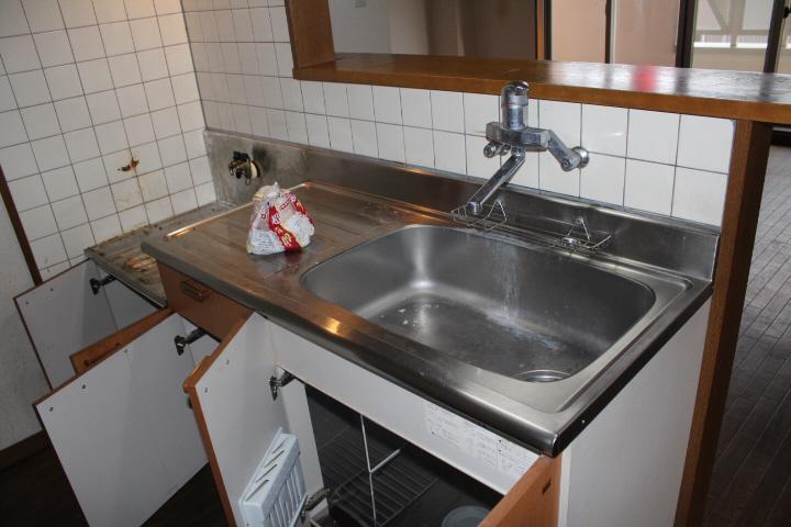 Kitchen. Isomorphic type