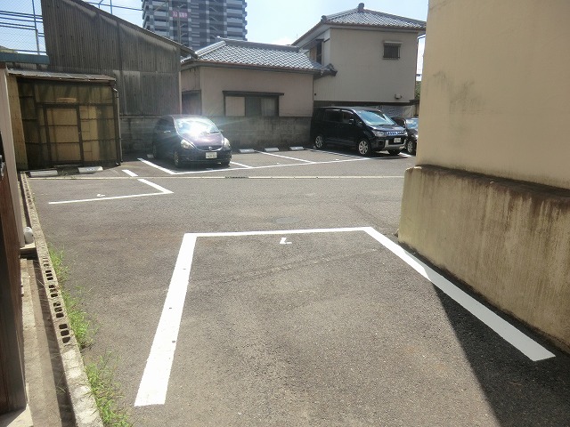 Parking lot