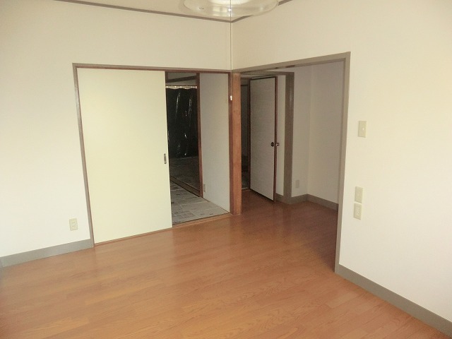Living and room