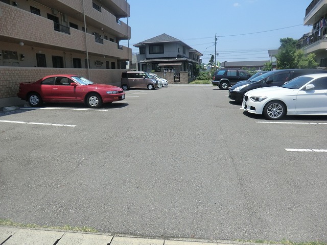 Parking lot