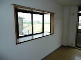 Other room space. bay window