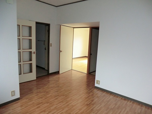 Living and room