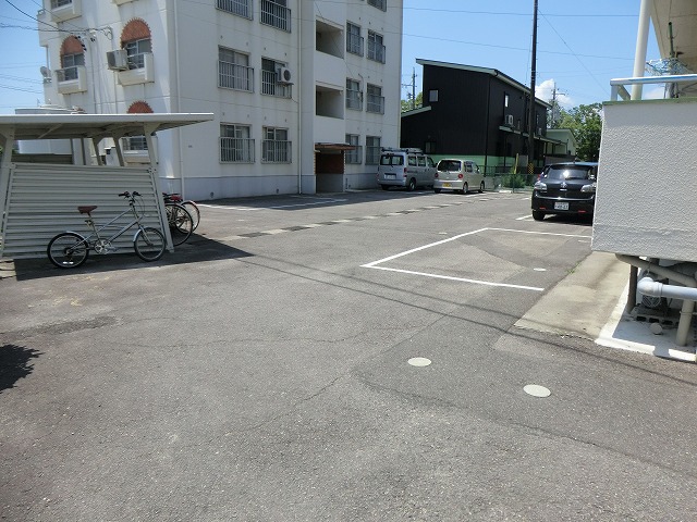 Parking lot