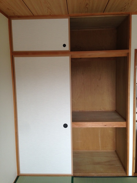Receipt. Large storage space