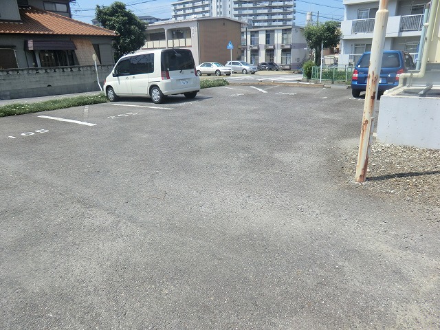 Parking lot