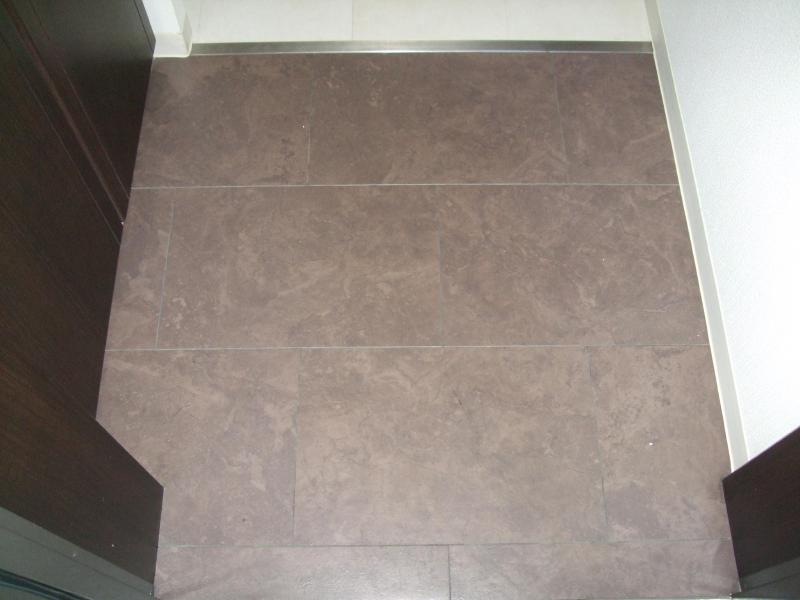 Entrance. Isomorphic type