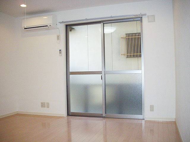 Living and room