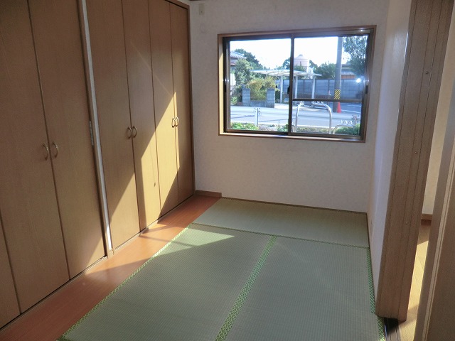 Living and room