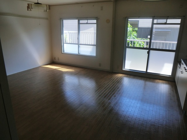 Living and room