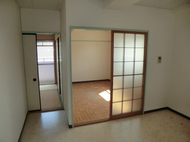 Living and room