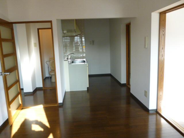 Living and room