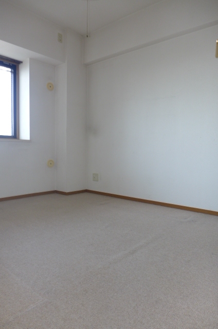 Other room space. bedroom