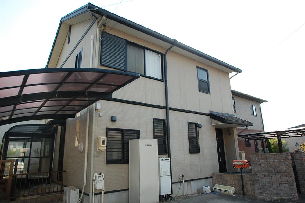 Local appearance photo