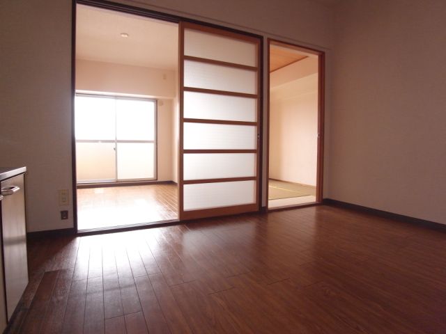 Living and room