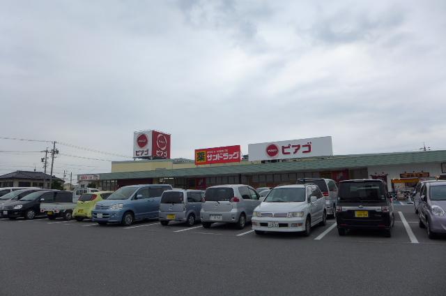 Supermarket. Piago Toei store up to (super) 780m