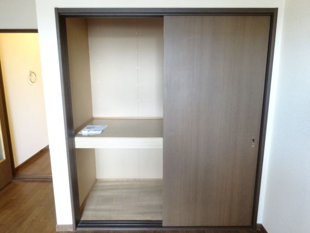 Other room space
