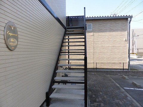 Other common areas. Stairs