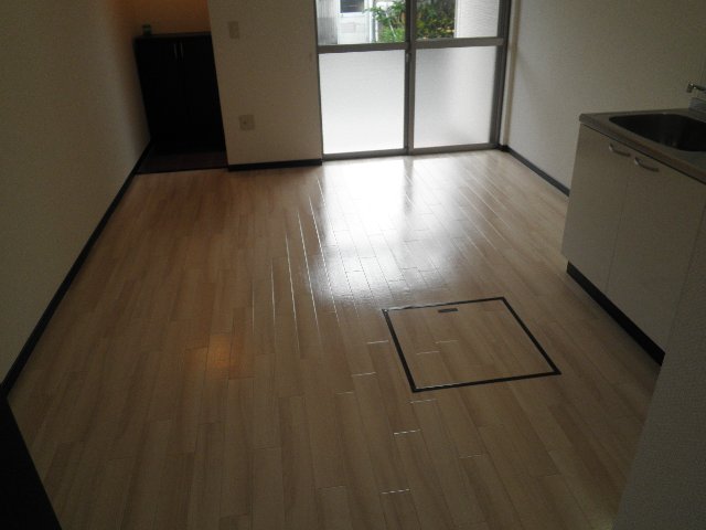 Living and room