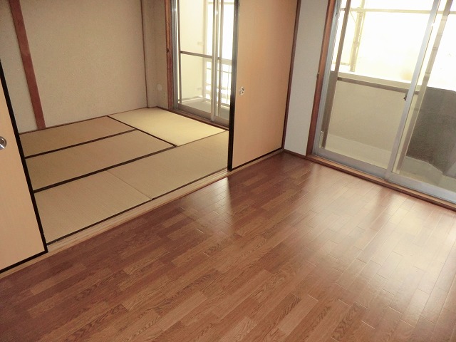 Living and room