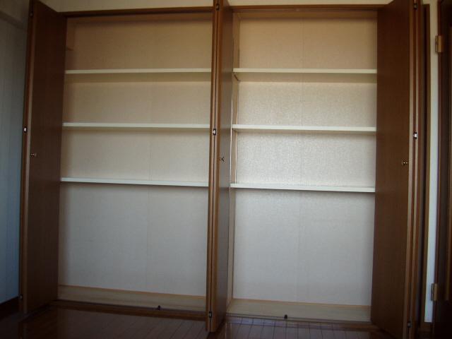 Receipt. Separate room