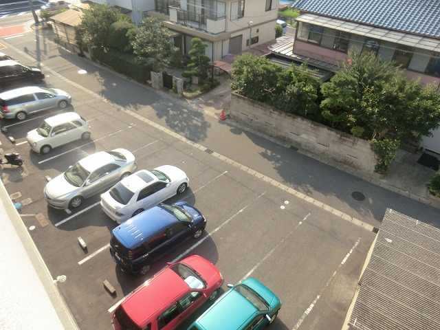 Parking lot
