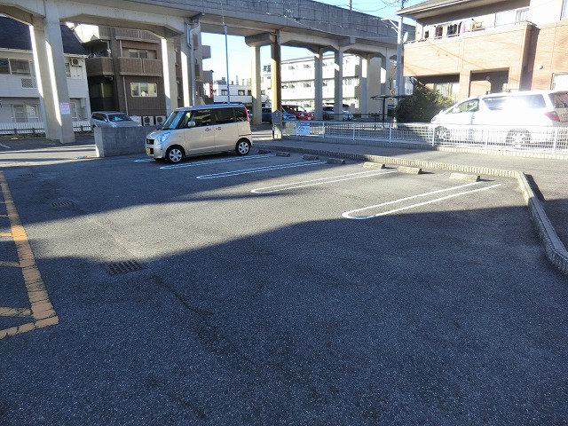 Parking lot